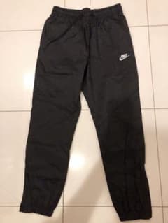新品NIKEシャカシャカナイロンパンツのサムネイル