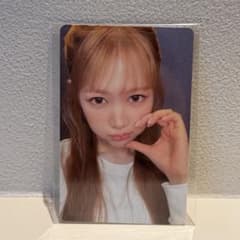 Hearts2Hearts SMTOWN&STORE (Berriz) イェオンのサムネイル
