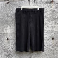 新品 HOMME PLISSE ISSEYMIYAKE ショートパンツ 黒 - メルカリ