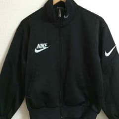 NIKE ブルゾンのサムネイル