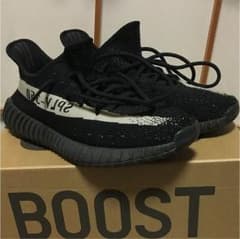 yeezy boost 350 v2 oreo 27.5㎝のサムネイル