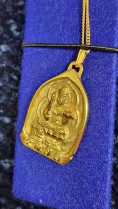 金メッキ 仏像モチーフ ネックレスのサムネイル