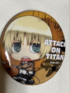 進撃の巨人 アルミン 缶バッジ（ちびキャラver.） - メルカリ