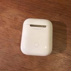Apple AirPods 本体のサムネイル