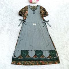 ピンクハウス　タブリエ付きワンピース 総柄　花柄　ハート　リボン　グリーン系 ピンクハウス タブリエ付きワンピース 総柄 花柄 ハート リボン