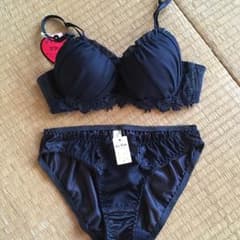 新品 上下セットのサムネイル