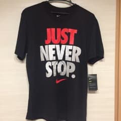 NIKE Tシャツのサムネイル