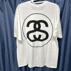 ステューシー　T-shirtのサムネイル