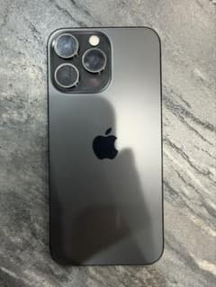 Apple iPhone 15 Pro Max 本体のサムネイル