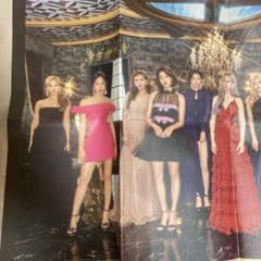 TWICE ポスターのサムネイル