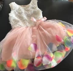 ベビードレス 花びら ピンクのサムネイル