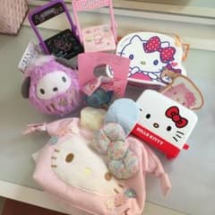 サンリオ　お得セット　キティ　ポーチのサムネイル