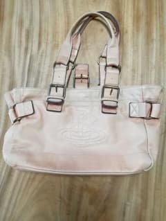 (もぇ姫様専用)VivienneWestwood バック(難あり)のサムネイル