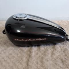 No 362 ハーレータンク　XL883C 　純正品 No 362 ハーレータンク XL883C 純正品 - メルカリ