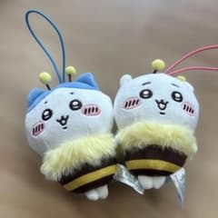 ちいかわ ハチワレ ぬいぐるみ マスコット 2種セットのサムネイル