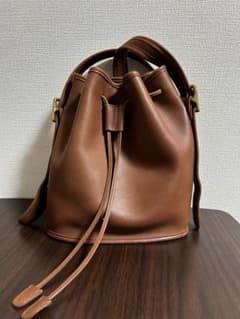 【人気】COACHオールドコーチ　レザーワンショルダーバッグ巾着型　ゴールド金具 人気】COACHオールドコーチ レザーワンショルダーバッグ巾着型