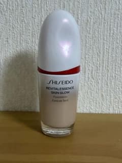資生堂　SHISEIDO エッセンス スキングロウ ファンデーション 220のサムネイル