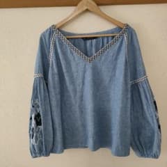 ZARA BASIC 刺繍入り 長袖シャツ ザラ　刺繍のサムネイル