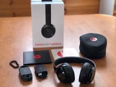 beats ワイヤレス ヘッドホンのサムネイル