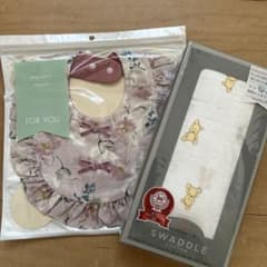 花柄スタイとくまスワドルセットのサムネイル
