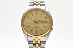 SEIKO 5 自動巻き 腕時計 ゴールド文字盤 7009-3110 稼働のサムネイル