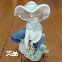 リヤドロ きれいな花ばかりのサムネイル