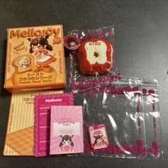 Mellojoy トーストつみつみシリーズ スクイーズ　ベルベットりんごのサムネイル