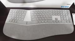 Surface Ergonomic Keyboard 英字配列 マイクロソフトのサムネイル