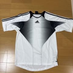 adidas グラデーション Tシャツ 白黒のサムネイル