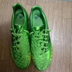 サッカー シューズ スパイクのサムネイル