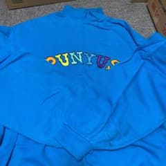 PUNYUS スウェットのサムネイル