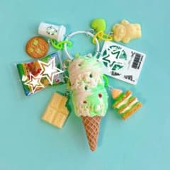 じゃらじゃらキーホルダー マーブルチョコアイス クッキー 352 じゃらじゃらキーホルダー マーブルチョコアイス クッキー 408 - メルカリ