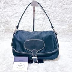 極美品✨プラダ ショルダーバッグ 三角ロゴ シルバー金具 ナイロン レザー 黒