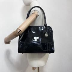 C691 Courreges トートバッグ エナメル 黒 肩掛け 自立 Y2K C691 Courreges トートバッグ エナメル 黒 肩掛け 自立 Y2K - メルカリ