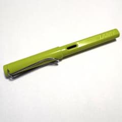 【LAMY safari 万年筆】2008限定ライムグリーンのサムネイル