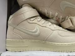 [新品]NIKE × stussy air force 1 FOSSILのサムネイル