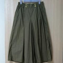ガウチョパンツ (カーキ色)値下げしました‼️のサムネイル