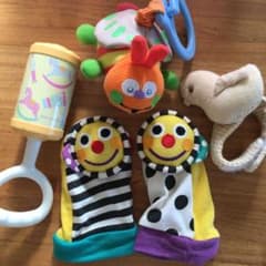 赤ちゃんのおもちゃセットのサムネイル