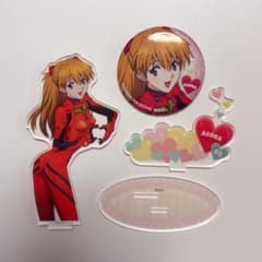 エヴァンゲリオン アスカ アクスタ・缶バッジセットのサムネイル