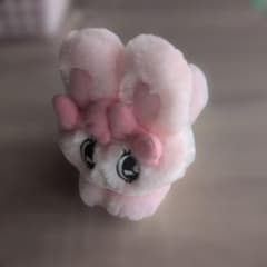 エスターバニー ぬいぐるみのサムネイル