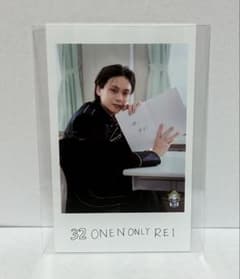 ONE N' ONLY REI 隣の席 ミニフォトのサムネイル