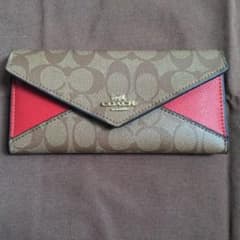 COACH財布のサムネイル