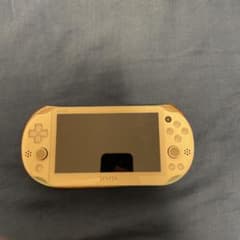 PlayStation®Vita（PCH-2000シリーズ）Wi-Fiモデル …のサムネイル