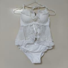 新品　ホワイト　水着のサムネイル