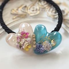 ✾ ヘアゴム ✾ 秋色ダブルハート レジン ハンドメイド ターコイズミルクティーのサムネイル