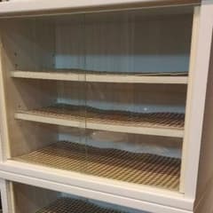 食器棚のサムネイル