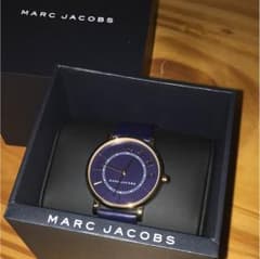 MARC BY MARC JACOBS ネイビー時計のサムネイル