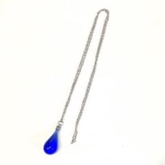 ガラスのペンダント ネックレス ドロップ型 しずく ブルーガラス ガラス 青のサムネイル