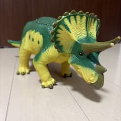 トリケラトプス☆恐竜キング フィギュア☆セガトイズ 恐竜 フィギュア