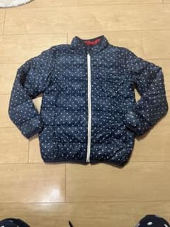 HusHusH   薄手ダウン　水玉　　130cmのサムネイル